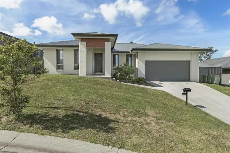 16 Tenyo Street, Cameron Park NSW 2285
