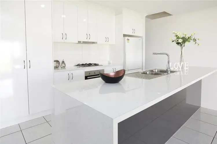 Fifth view of Homely house listing, 11 Bozzi Court, Mildura VIC 3500