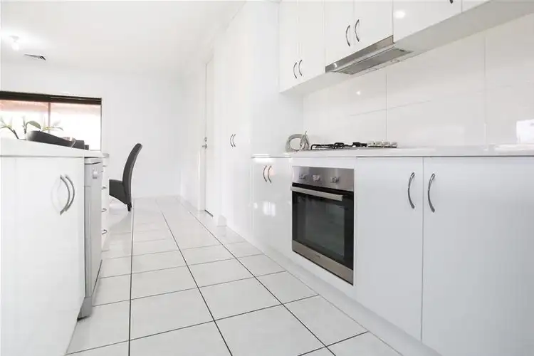 Sixth view of Homely house listing, 11 Bozzi Court, Mildura VIC 3500