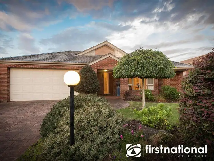 14 Clover Close, Berwick VIC 3806