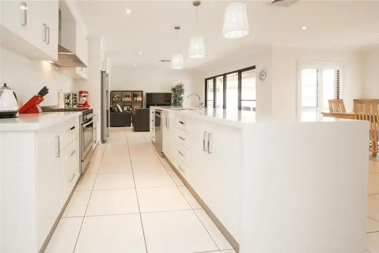 Sixth view of Homely house listing, 4 Desert Lily Court, Mildura VIC 3500