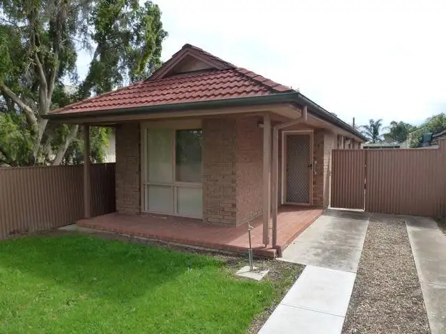 1/8 Milbank Avenue, Gilles Plains SA 5086