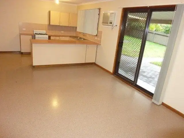 Fourth view of Homely house listing, 2 Paraview Court, Wynn Vale SA 5127