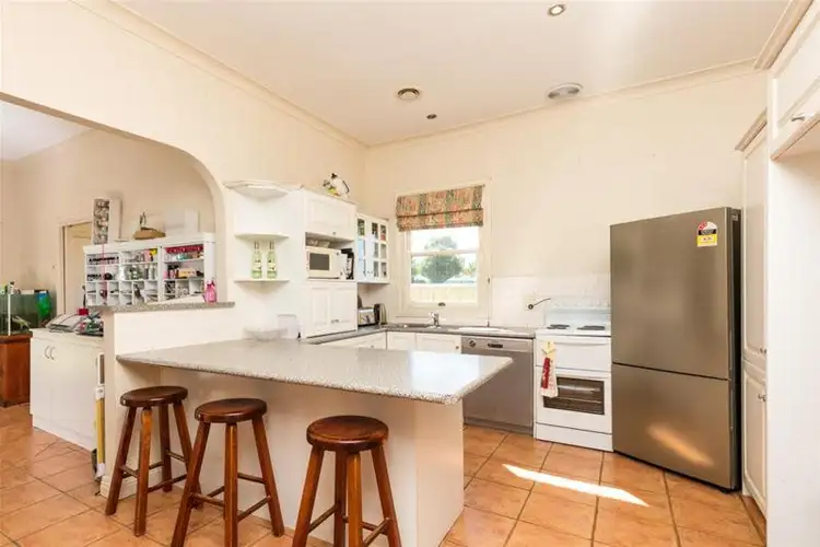 Fifth view of Homely house listing, 380 Eleventh Street, Mildura VIC 3500