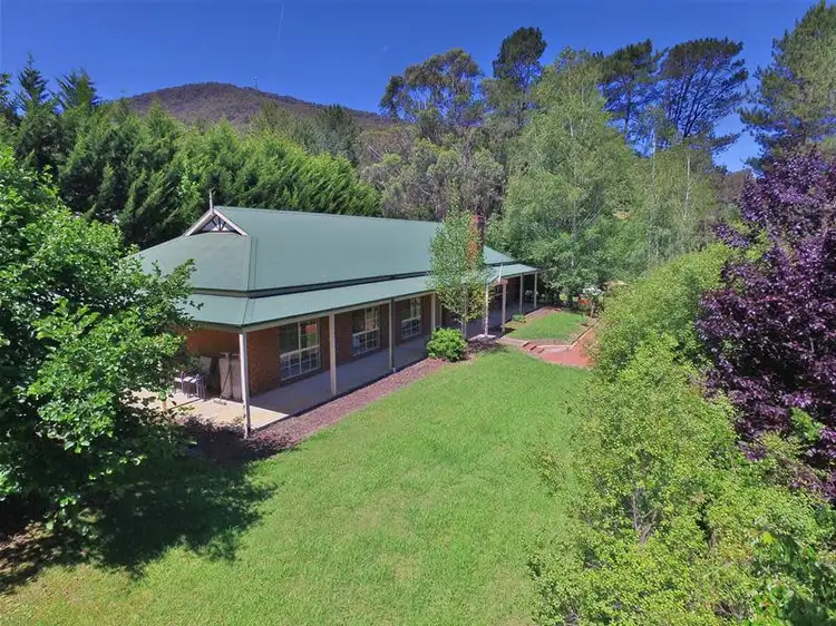 23 Mount Porepunkah Road, Bright VIC 3741