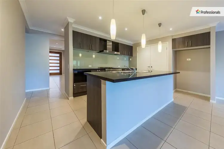 Second view of Homely house listing, 35 Castlemaine Drive, Eynesbury VIC 3338