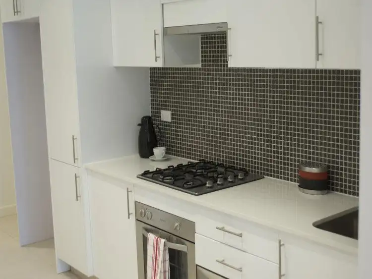 Fifth view of Homely apartment listing, 4/180 Cope Street, Waterloo NSW 2017