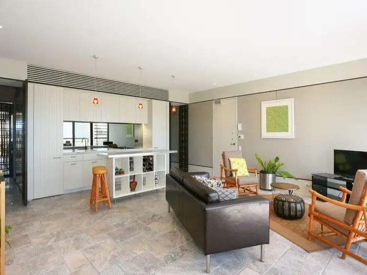 206/18 Danks Street, Waterloo NSW 2017