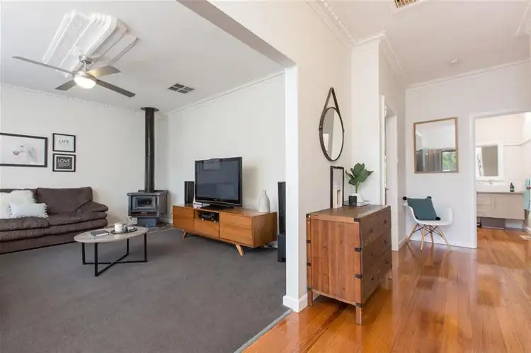 Second view of Homely house listing, 7 Stuart Avenue, Mildura VIC 3500