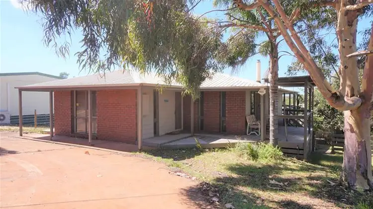 25 Banksia Street, Loch Sport VIC 3851