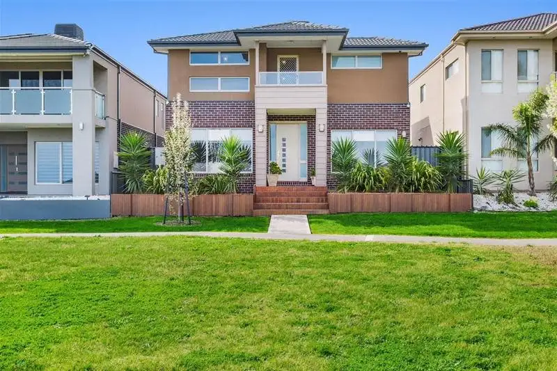 Main view of Homely house listing, 5 Buninyong Lane, Craigieburn VIC 3064