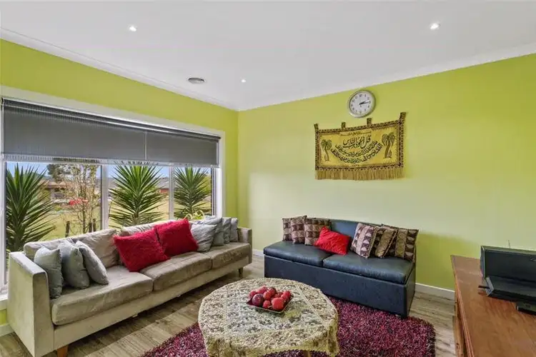Seventh view of Homely house listing, 5 Buninyong Lane, Craigieburn VIC 3064