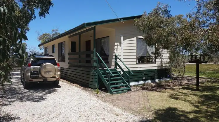 14 Davies Street, Loch Sport VIC 3851