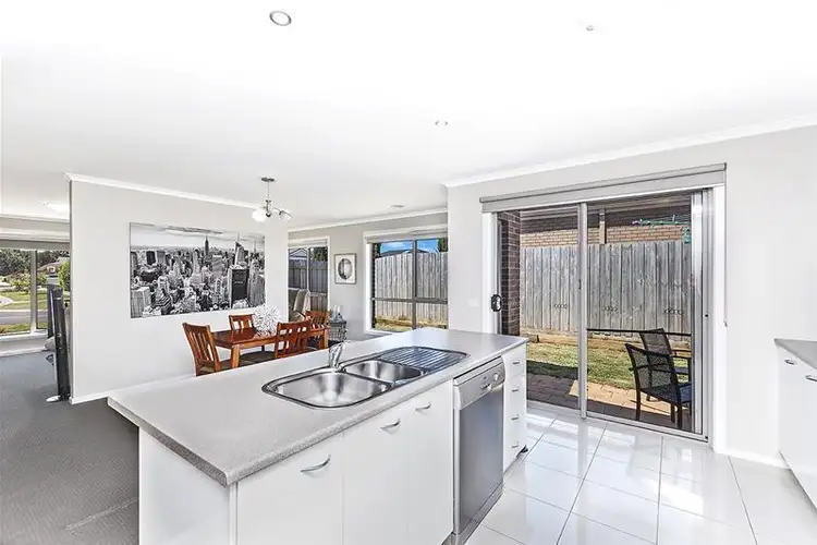 Sixth view of Homely house listing, 1/9 Heazlewood Road, Warrnambool VIC 3280