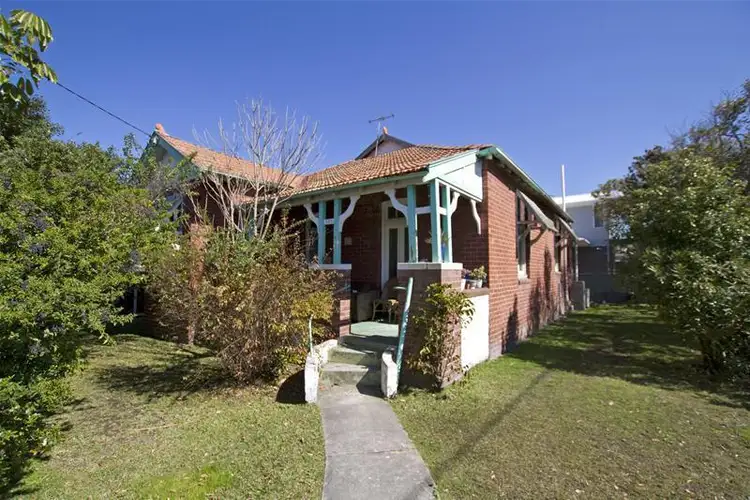 252 Lawson Street, Hamilton South NSW 2303