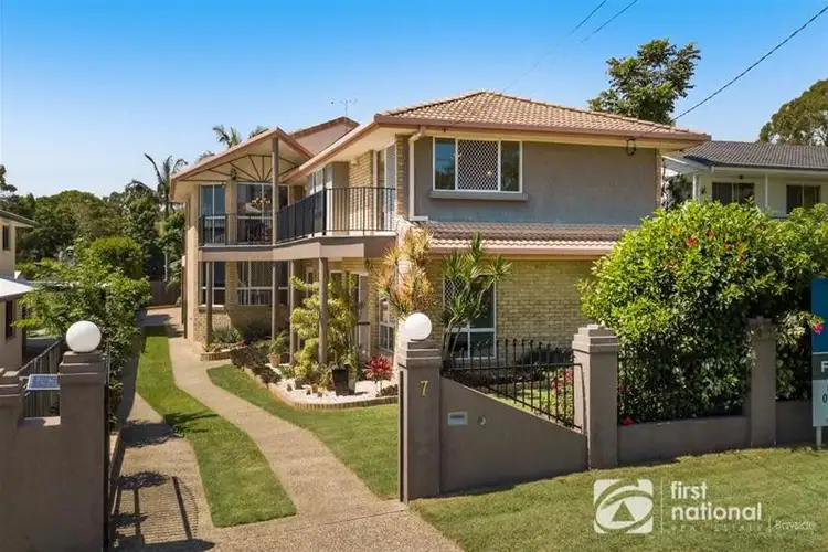 7 Roger Street, Birkdale QLD 4159
