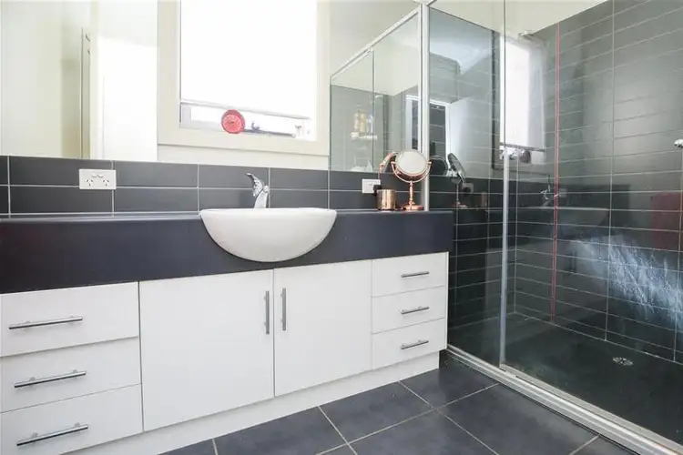 Seventh view of Homely house listing, 8 Reuben Lock Court, Mildura VIC 3500