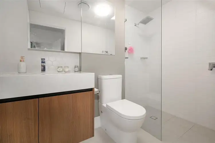 Sixth view of Homely apartment listing, 82/390 Simpsons Road, Bardon QLD 4065