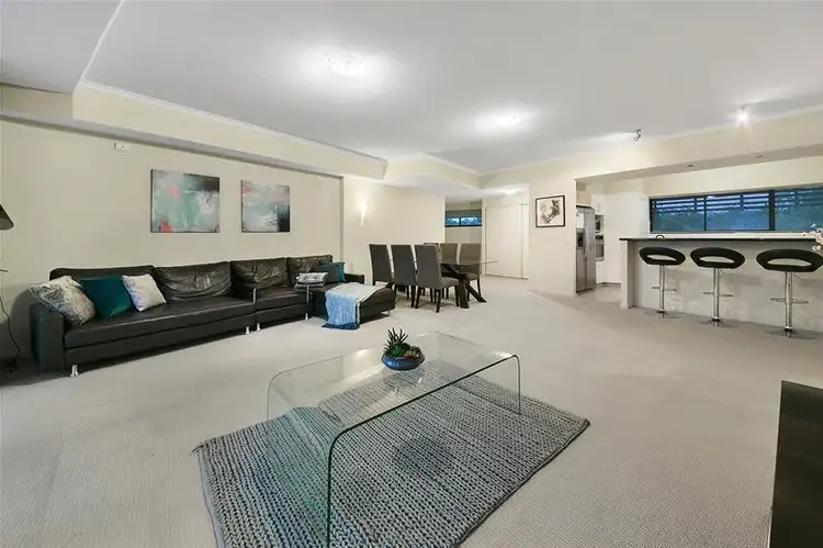 255/26 Patrick Lane, Toowong QLD 4066