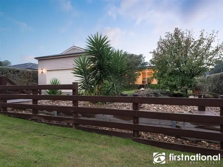 8 Nylander Road, Bunyip VIC 3815