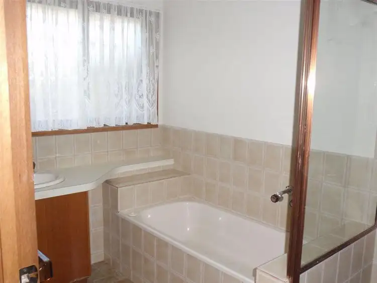 Sixth view of Homely unit listing, 2/240 Deakin Avenue, Mildura VIC 3500