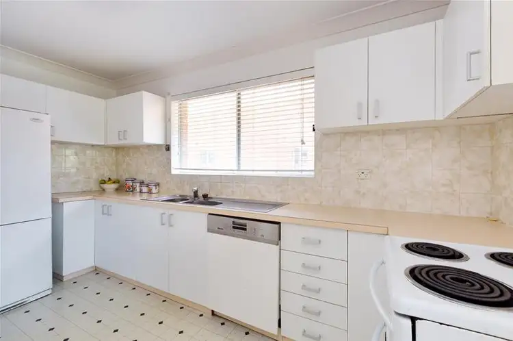 Sixth view of Homely unit listing, 2/32 Westminster Avenue, Dee Why NSW 2099