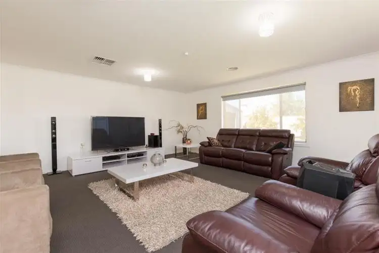 Seventh view of Homely house listing, 8 Flynn Drive, Mildura VIC 3500