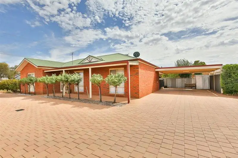 Main view of Homely townhouse listing, 930 Karadoc Avenue, Irymple VIC 3498