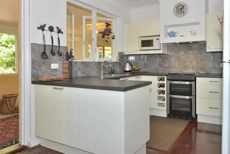 13 Hesketh Road, Greenmount WA 6056