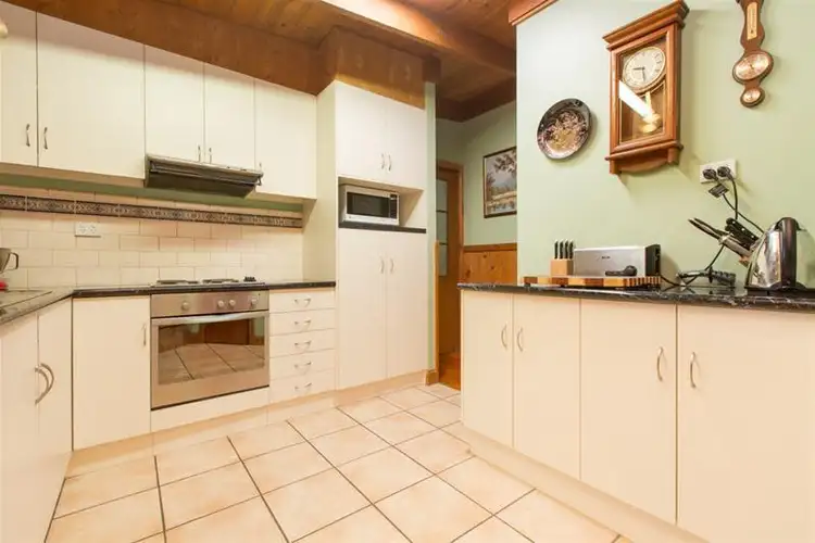 Fifth view of Homely house listing, 587 Karadoc Avenue, Irymple VIC 3498