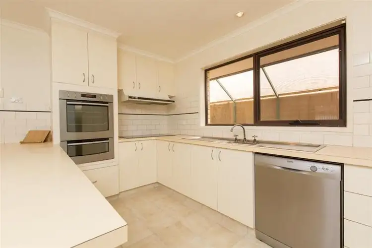 Sixth view of Homely house listing, 7 Kamira Court, Mildura VIC 3500