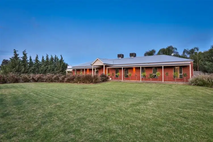 7 Garrett Court, Birdwoodton VIC 3505
