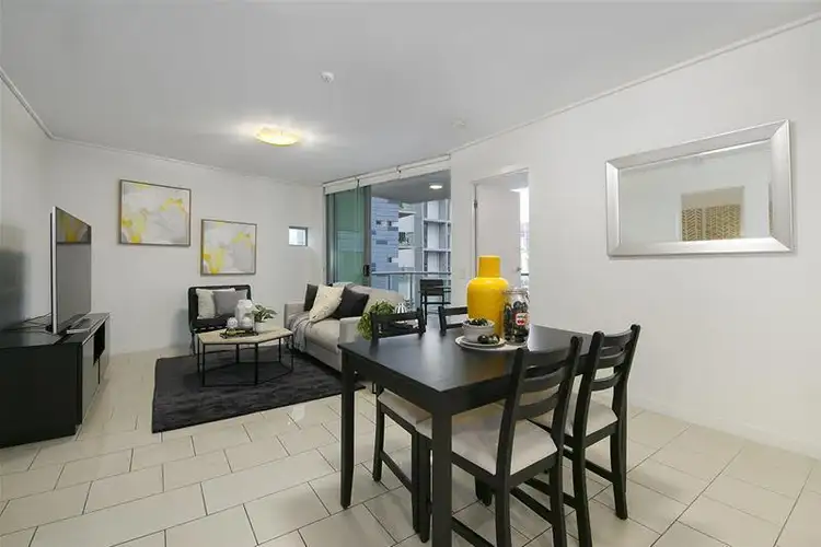 Third view of Homely apartment listing, 1701/92 Quay Street, Brisbane City QLD 4000