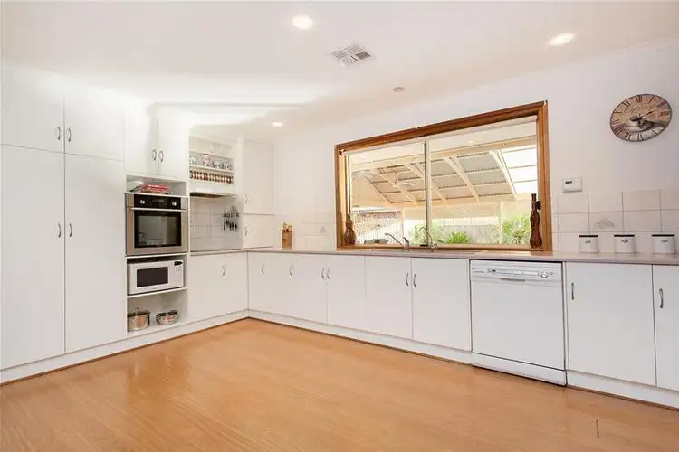 Fifth view of Homely house listing, 5 Parkgate Court, Onkaparinga Hills SA 5163