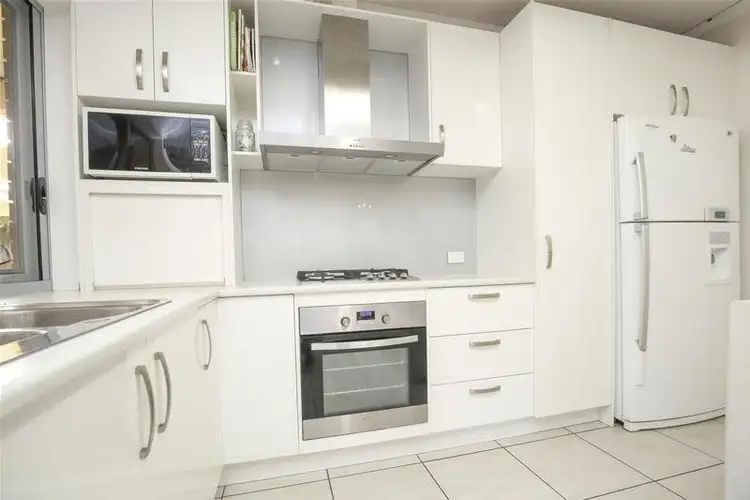 Fifth view of Homely house listing, 261 Walnut Avenue, Mildura VIC 3500