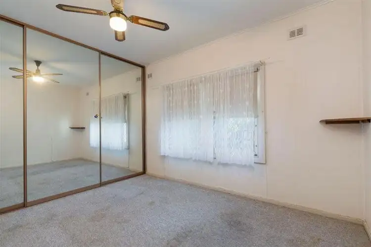 Fifth view of Homely house listing, 2 Henty Street, Seacombe Gardens SA 5047