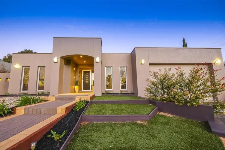 Main view of Homely house listing, 17 Cambridge Terrace, Mildura VIC 3500