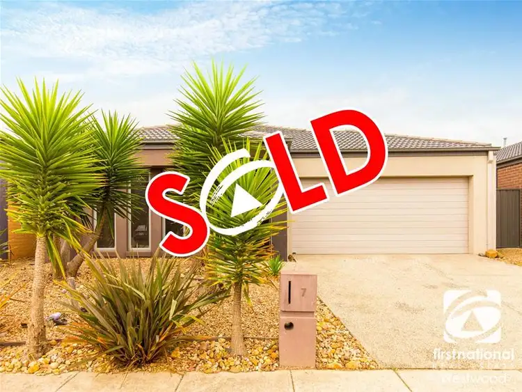 7 Brockwell Crescent, Manor Lakes VIC 3024