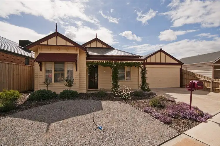 4 Pearl Place, Point Cook VIC 3030