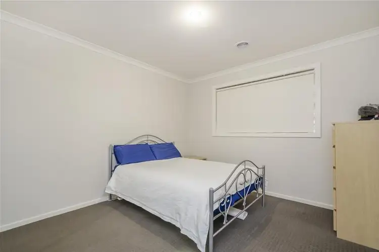 Seventh view of Homely house listing, 15 Romek Way, Truganina VIC 3029