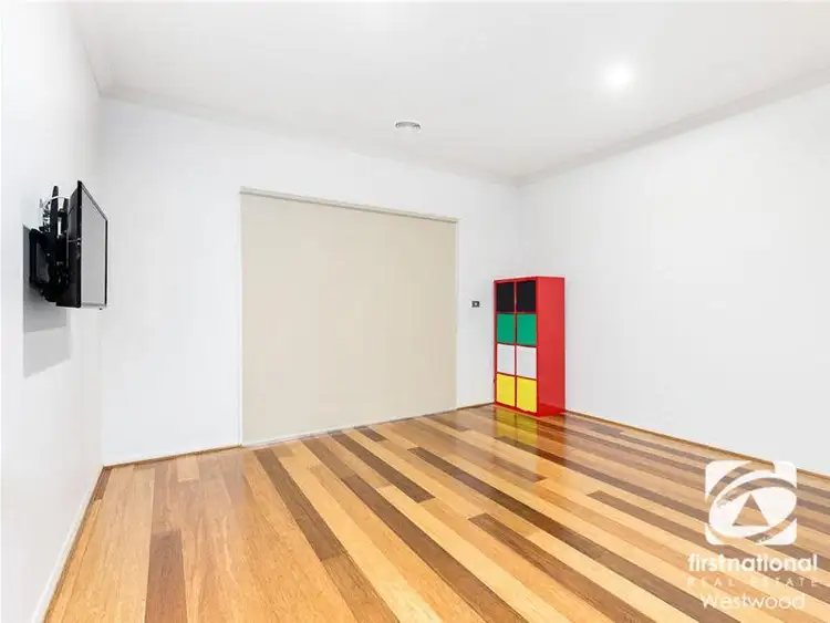 Sixth view of Homely house listing, 1 Poplar Boulevard, Tarneit VIC 3029