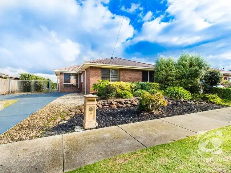 43 Rowes Road, Werribee VIC 3030