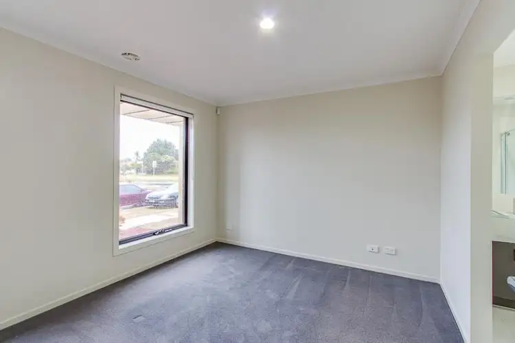 Seventh view of Homely house listing, 5 Morgan Crescent, Werribee VIC 3030