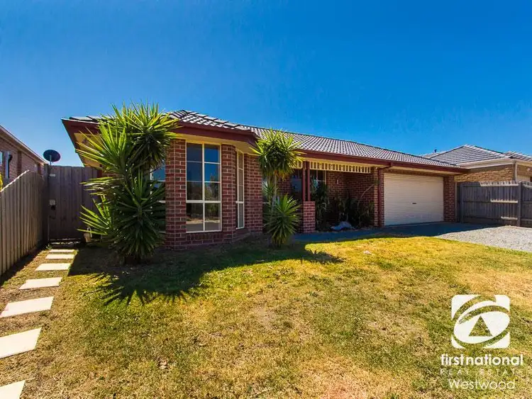10 Bridlepath Drive, Truganina VIC 3029