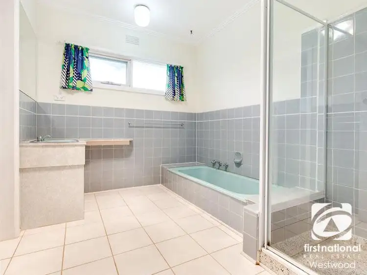 Fifth view of Homely house listing, 76 Duncans Road, Werribee VIC 3030