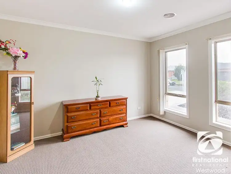 Sixth view of Homely house listing, 29 Toritta Way, Truganina VIC 3029