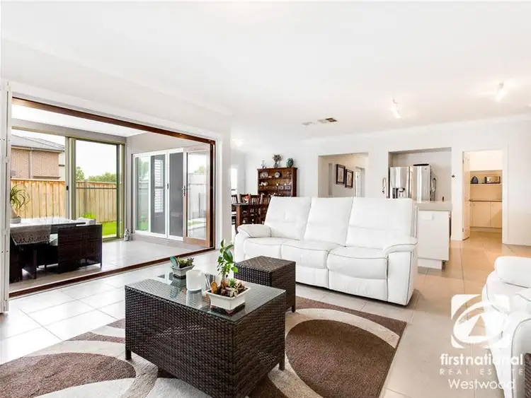 Second view of Homely house listing, 7 Sutherland Court, Tarneit VIC 3029