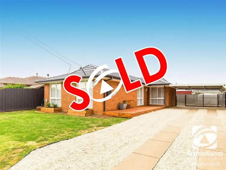 4 Weeden Drive, Werribee VIC 3030