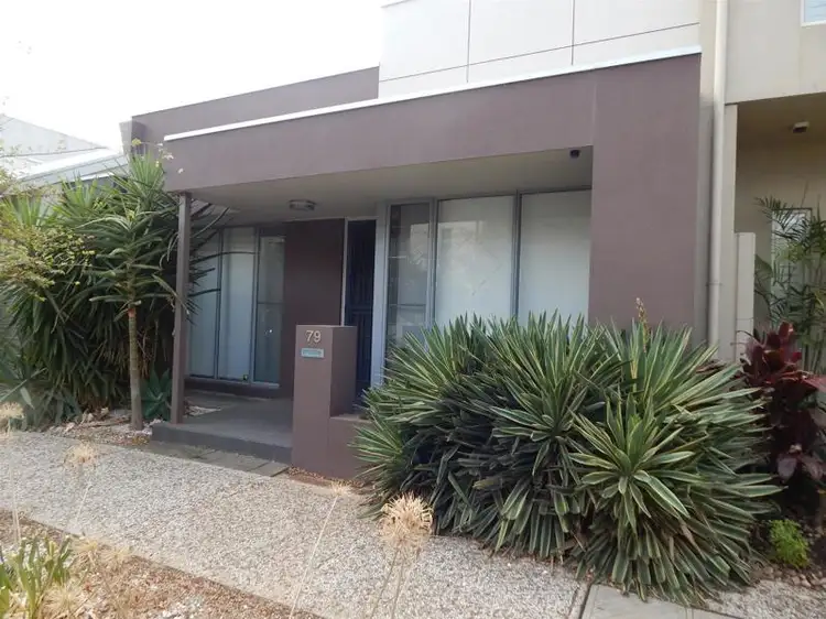 79 Macmillan Avenue