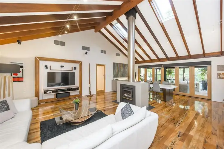 227 Heritage Drive, Roleystone WA 6111